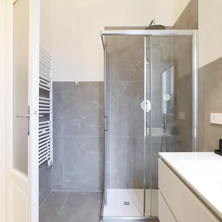 Michelangelo Luxury Apt דירה