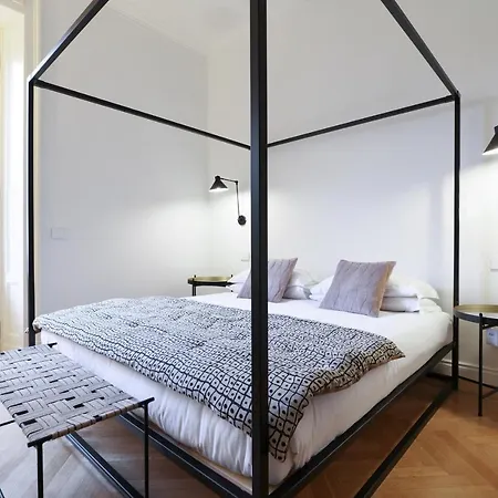 Michelangelo Luxury Apt דירה